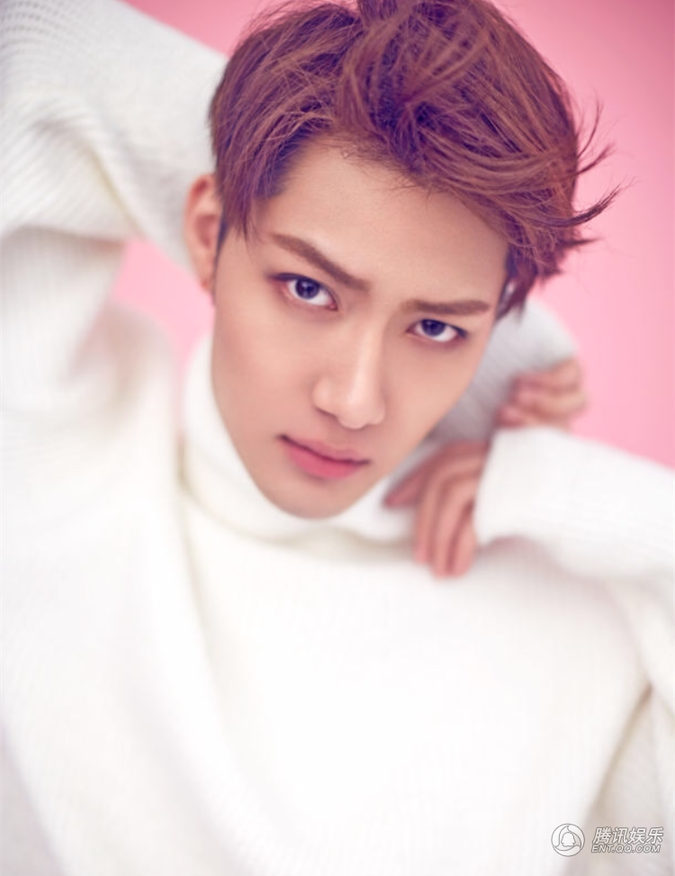 男模陈子由休闲运动风写真帅气逼人