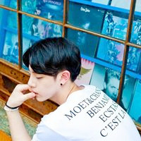 禁欲系高冷型男生头像图片