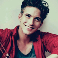 治愈系阳光型男头像图片