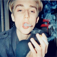 欧美男生超拽霸气抽烟头像图片