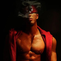 欧美成熟肌肉型男头像图片