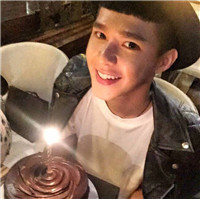 治愈系阳光型男头像图片