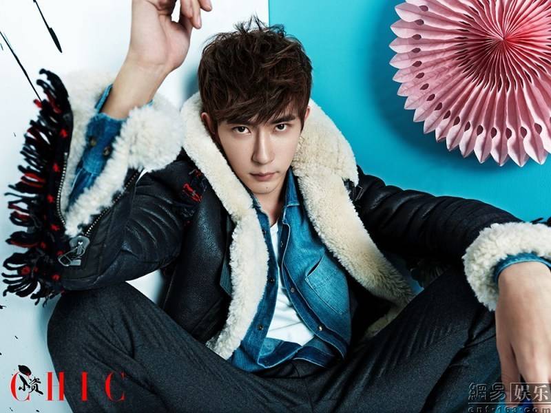 于朦胧杂志写真大片曝光 扑面而来的少年气