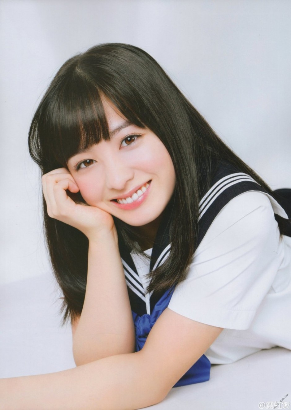 日本清纯萝莉桥本环奈水手服写真图片