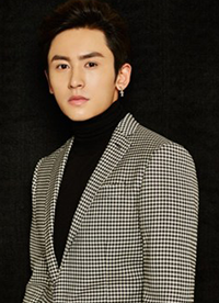 实力小生张哲瀚最新写真 展不羁轻熟男魅力