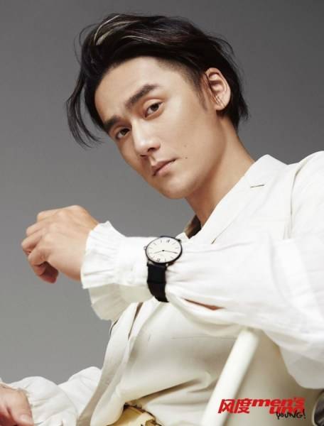 蒋劲夫早春西装写真大片 长发背头艺术感十足