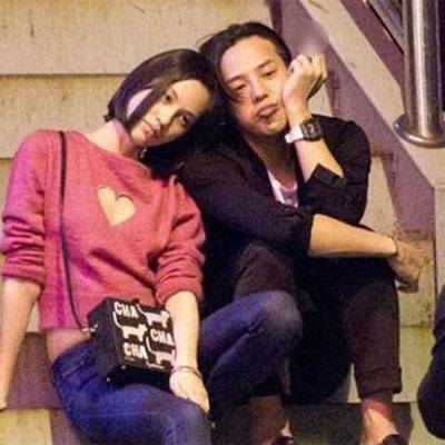 水原希子与男友逛家居店 疑似好事将近?