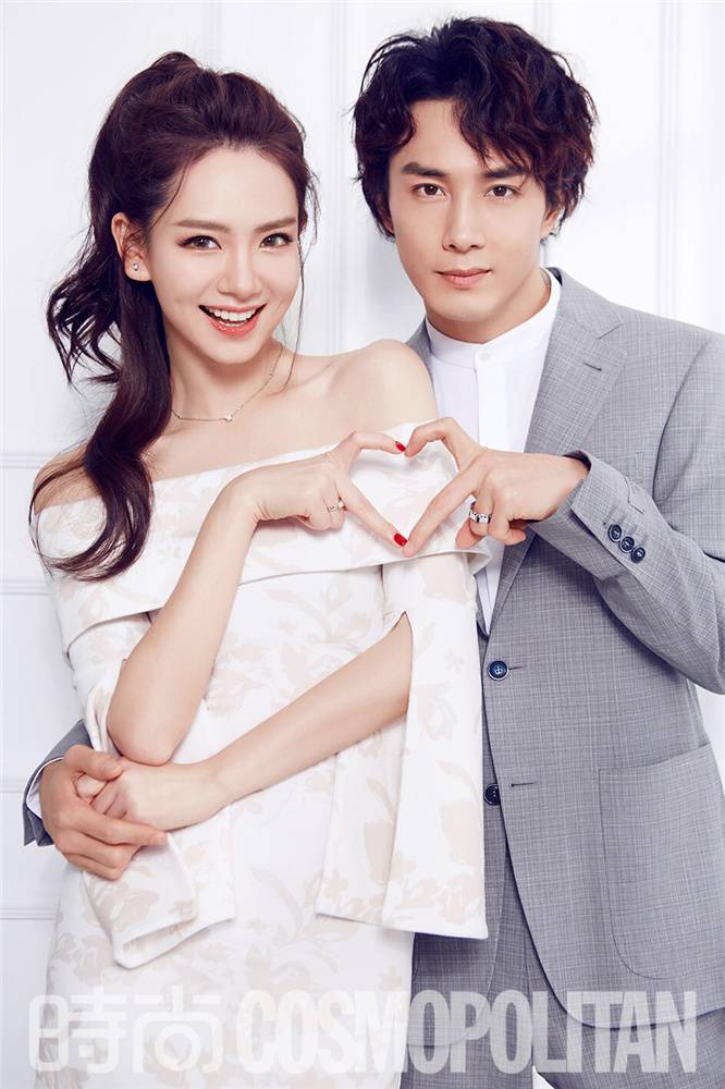 戚薇李承铉大片秀恩爱 甜蜜比心爱意溢出画面