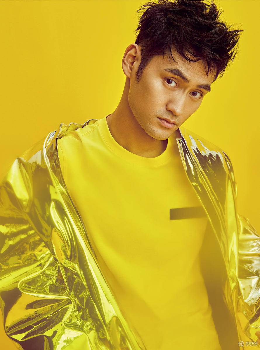 袁弘时尚写真大片曝光 反差萌尽显雅痞气息