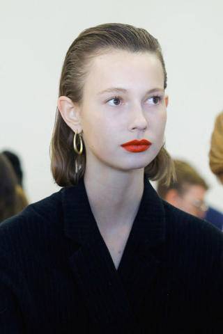 注意！办公室化妆应要避开这十大错误