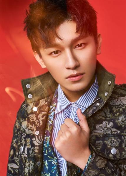 演员杨旭文新春大片曝光 演绎摩登范型男