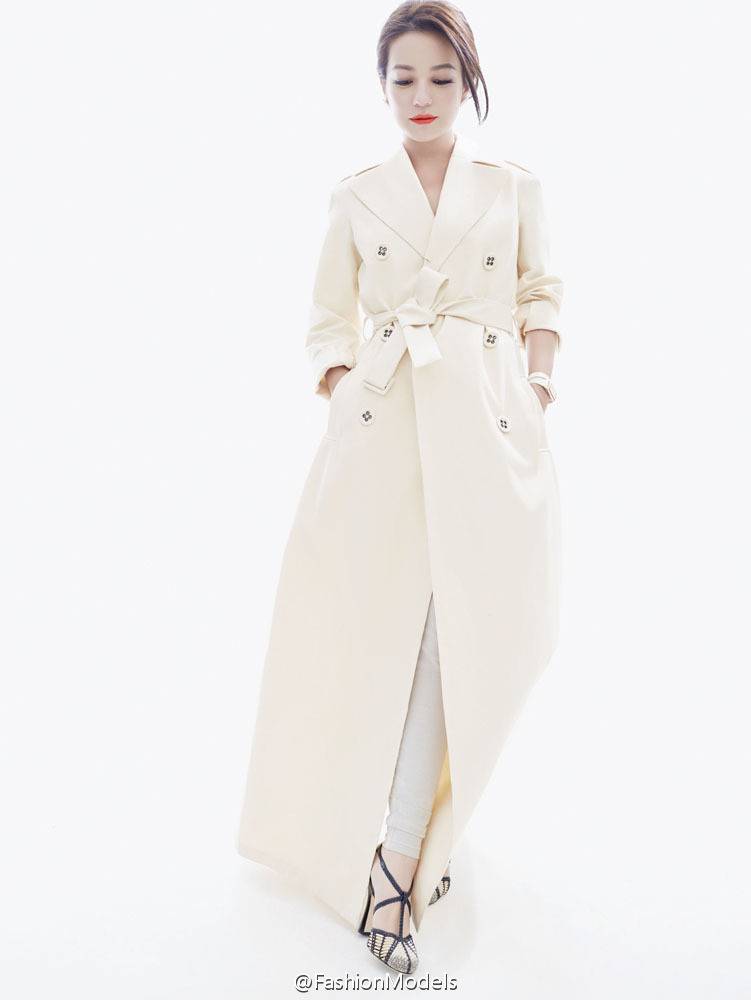 赵薇橘色系写真大片曝光 头戴兔耳朵萌萌哒