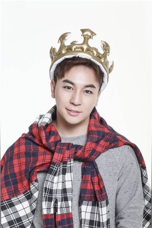 释小龙新春最新写真图片 功夫小子长成阳光大男孩