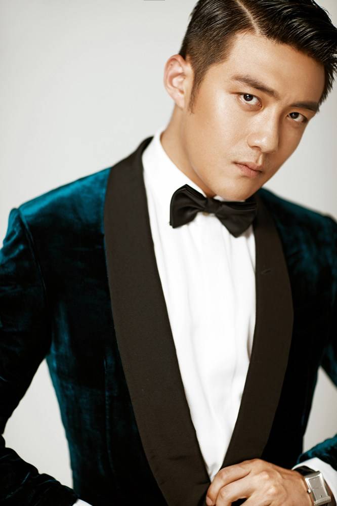 乱世丽人行李泽锋曝最新写真 尽显张扬不羁