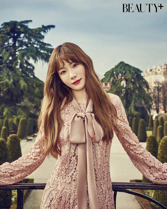 少女时代金泰妍写真大片曝光 变身画报小妖精