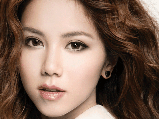 一字眉OUT了！明星教你如何看脸型选&ldquo;眉&rdquo;