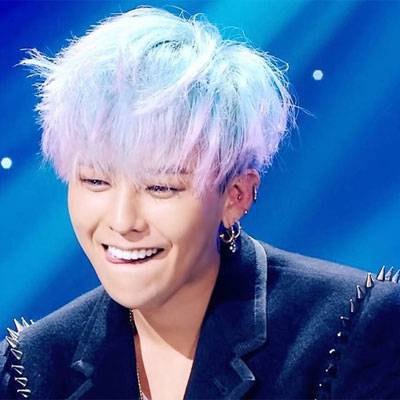 水原希子与男友逛家居店 疑似好事将近?