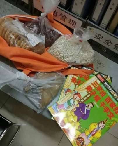 最心酸的儿童节礼物 南京母亲偷鸡腿竟是为了患病女儿