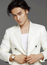 蒋劲夫早春西装写真大片 长发背头艺术感十足