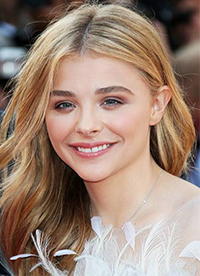 告别刻意感 欧美明星无妆感妆容示范