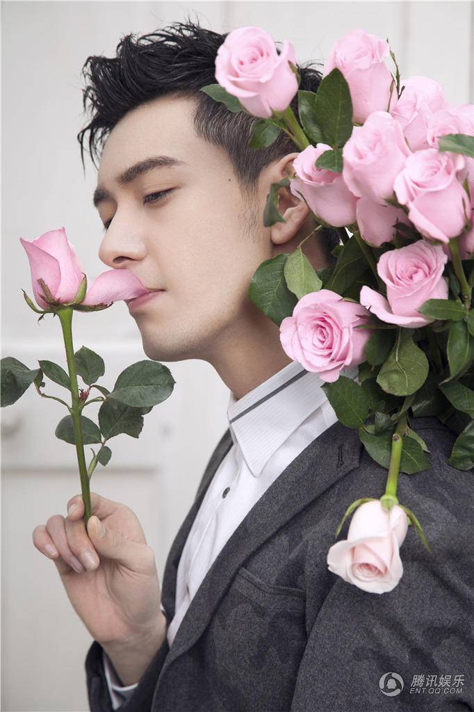 演员陈星旭写真大片 宠溺眼神开启情人节诱惑