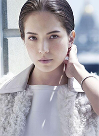 台女星许玮甯最新写真 美背出镜自然脱俗