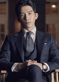 井柏然时尚大片曝光 黑白光影演绎正反面”