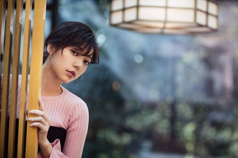 台星郭雪芙时尚写真曝光 温润如玉又率性自然