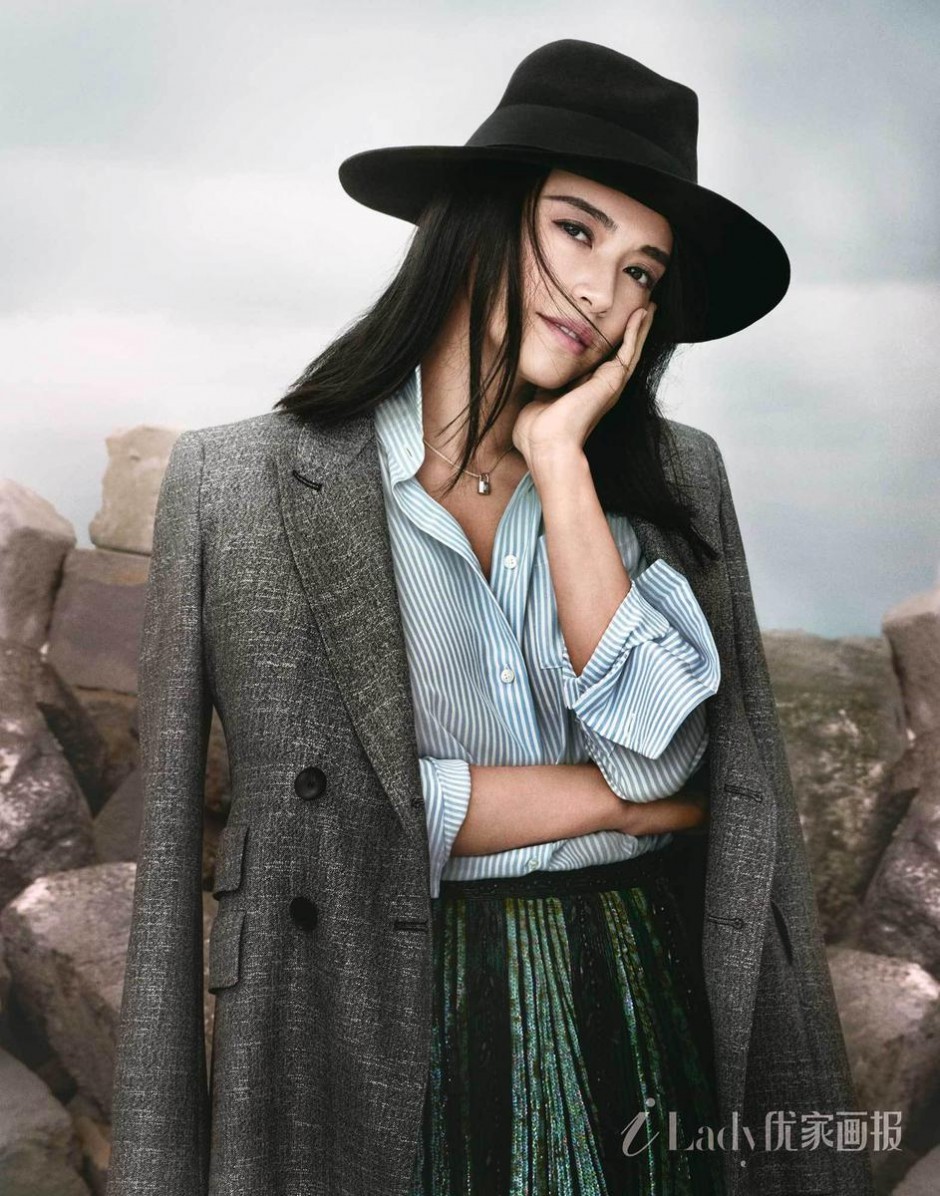 辣妈姚晨最新时尚大片 化身帅气西部牛仔