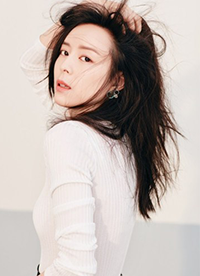 张静初最新写真图片 成熟风范显曼妙身姿