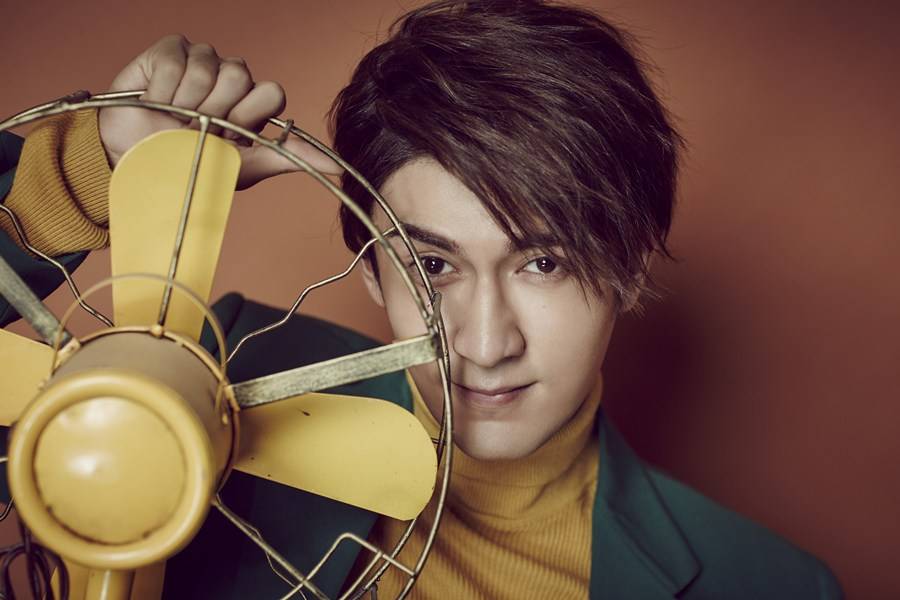 新生代演员米热复古写真 谦谦君子温润如玉