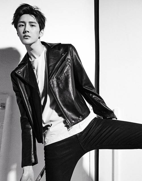 彦希最新时尚大片曝光 黑白简洁大展型男魅力