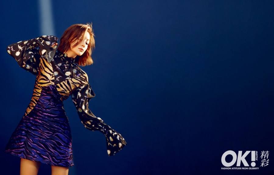 袁姗姗杂志兔女郎写真 大玩爱宠大机密