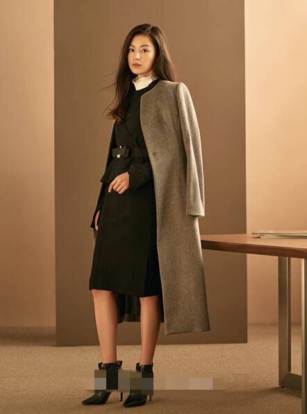 全智贤初秋杂志画报 优雅迷人风采依旧