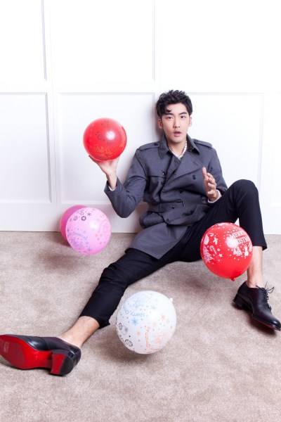 廖彦龙adson时尚写真曝光 暖冬绅士男友力爆棚