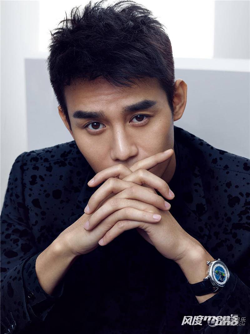 王凯时尚写真大片 目光慵懒风格雅痞率性