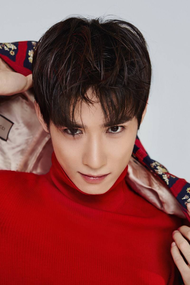 吴昊泽帅气写真大片 上演花美男极致诱惑