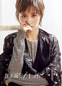 演员王子文曝最新写真 性感露肩玩转欧美风