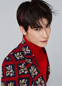 吴昊泽帅气写真大片 上演花美男极致诱惑”