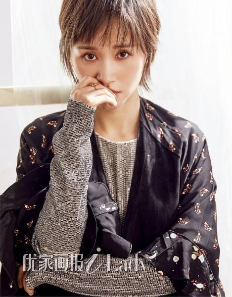 演员王子文曝最新写真 性感露肩玩转欧美风