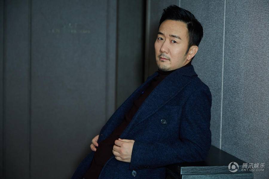 筷子兄弟王太利写真曝光 眼神深邃展萌叔魅力