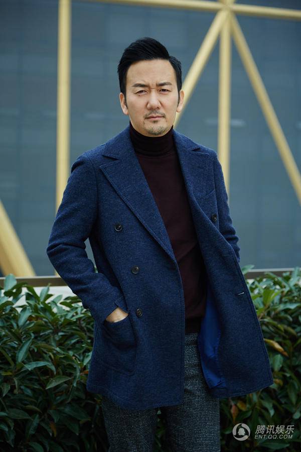 筷子兄弟王太利写真曝光 眼神深邃展萌叔魅力