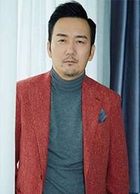 筷子兄弟王太利写真曝光 眼神深邃展萌叔魅力