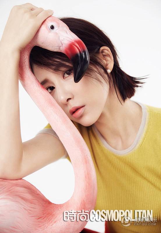 内地女演员贾青写真大片 清新自然笑容温暖