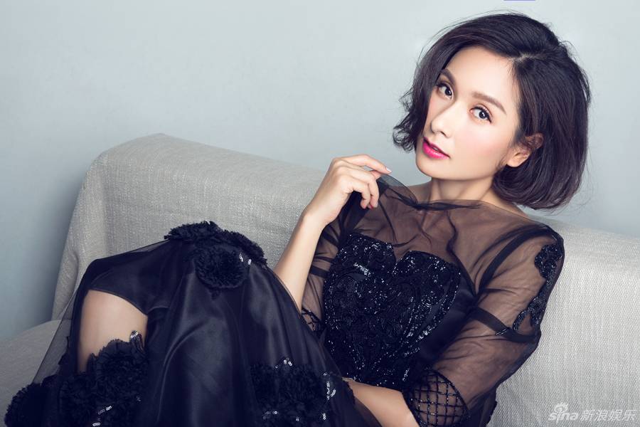 杨恭如生日写真大片 演绎淑女优雅大气风情