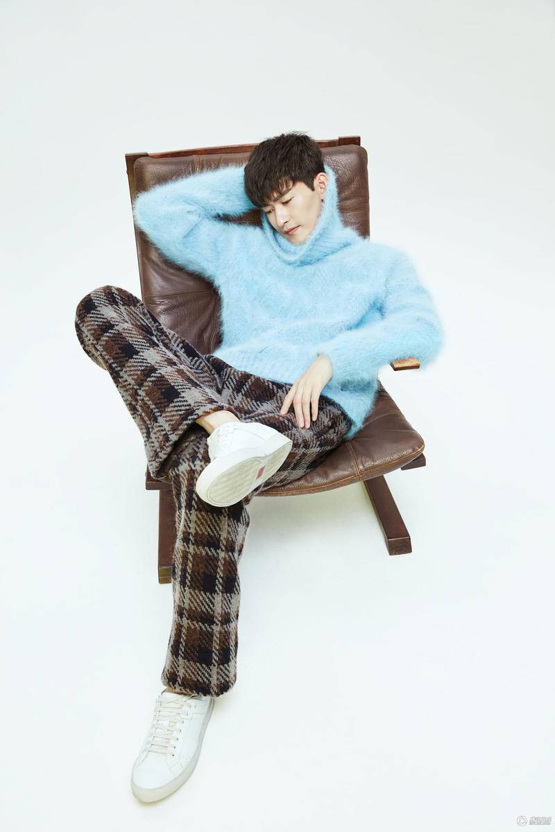 张翰最新写真大片曝光 冬日暖男上线