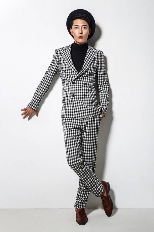 张丹峰最新写真大片 时尚型男魅力十足