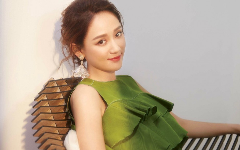 陈乔恩时尚大片曝光 灵动甜美尽显唯美气质