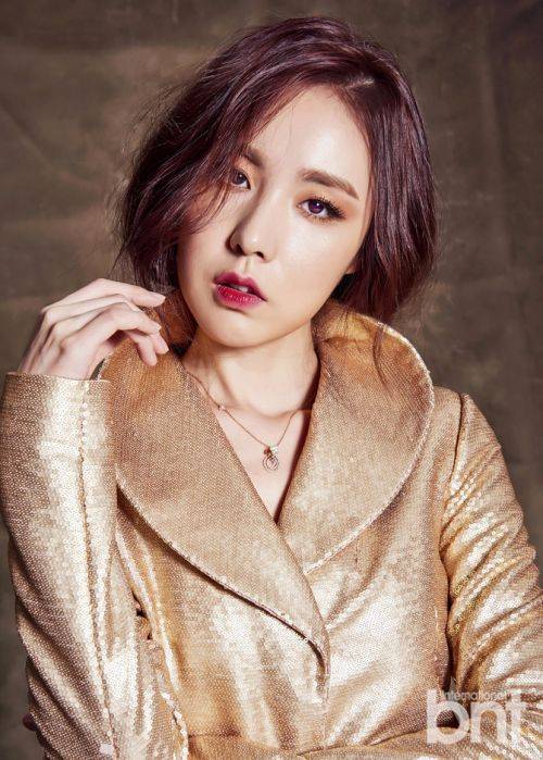 简美妍最新时尚写真 优雅大气魅力迷人