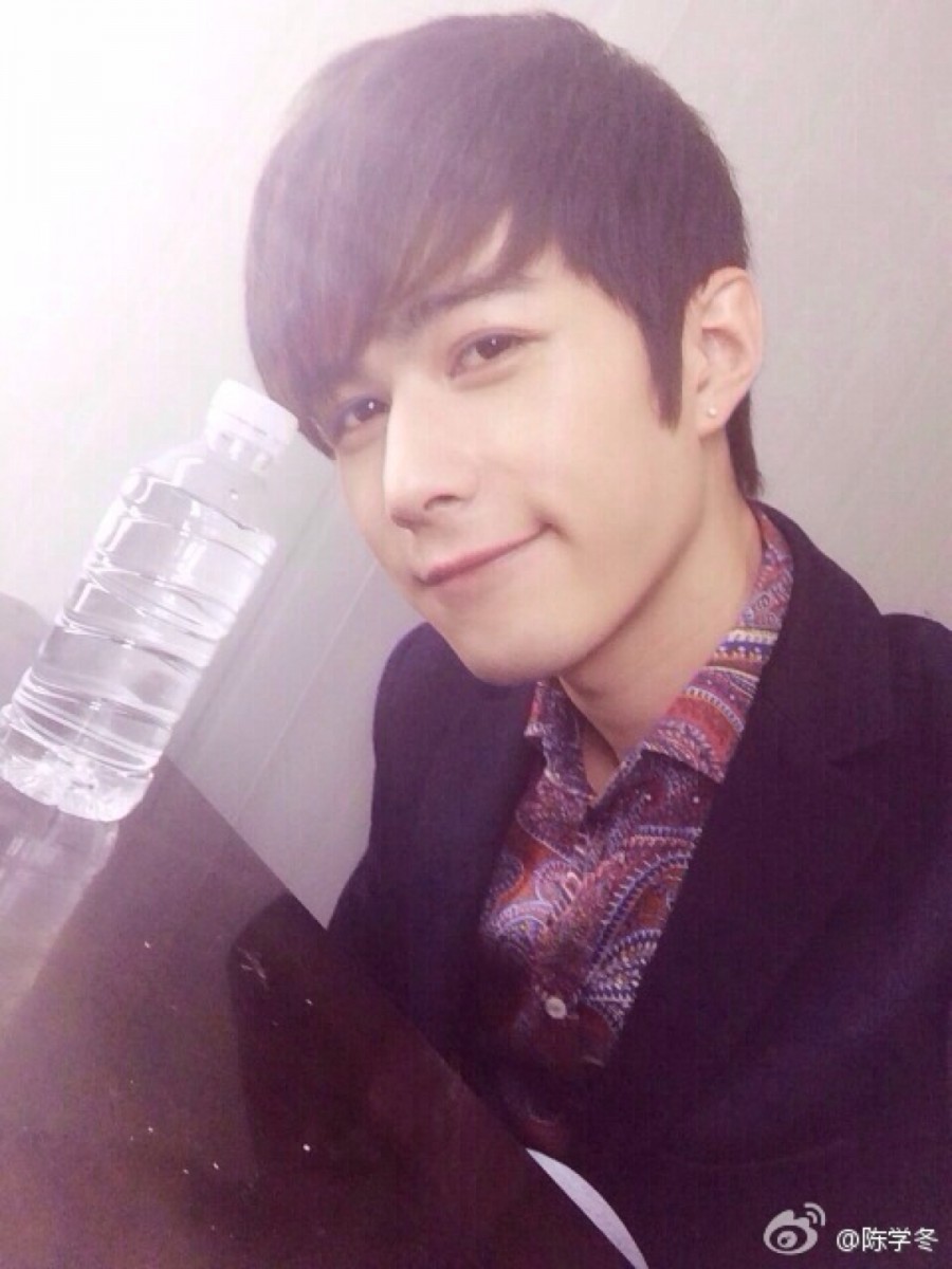 陈学冬自拍照图片